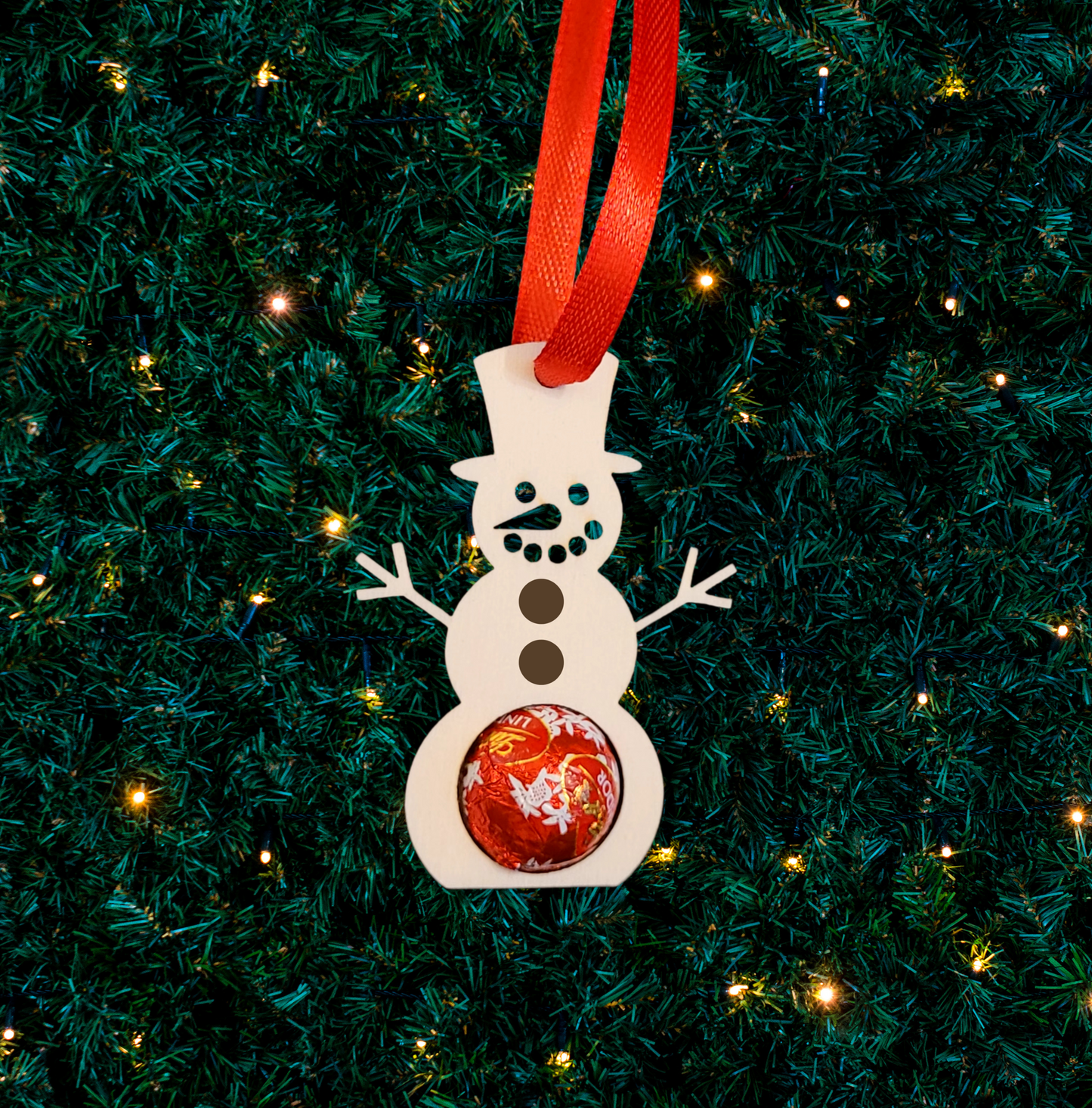 Handmade festive decorations perfect for table settings, Christmas Eve boxes & stocking fillers.