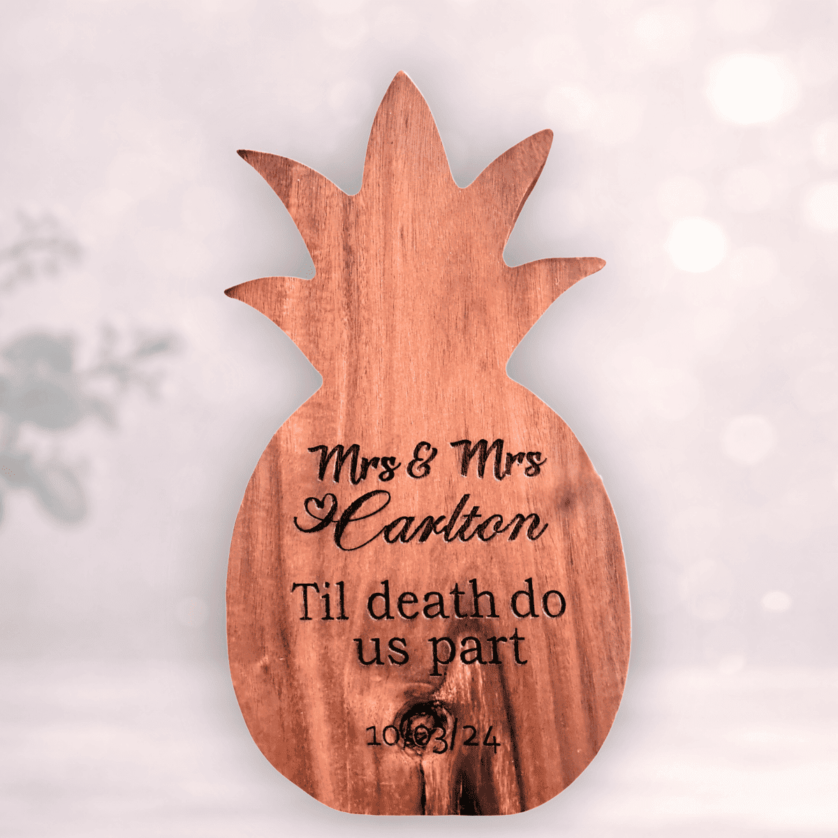 wedding pineapple board